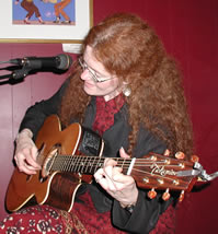 Lisa Bigwood singer song writer
